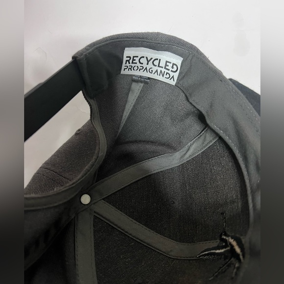 Butterfly Patch Flat Bill Hat - Picture 4 of 6